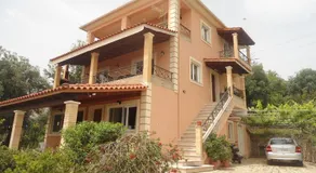 Takis & Eirini Family Apartments - Image 5