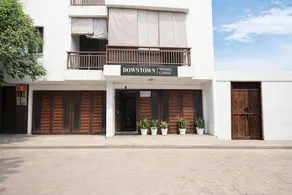 FabHotel Downtown Travelodge - Image 3