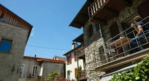 Tiny Locarno Area Apartment - Image 4