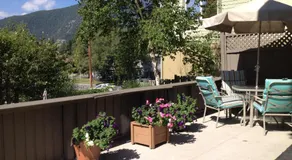 Mountain View Bed & Breakfast - Image 5
