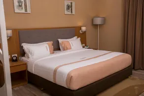 Mado Hotel - Image 2