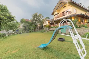Villa d'Oasis 2 Puncak Mitra RedDoorz - Image 4