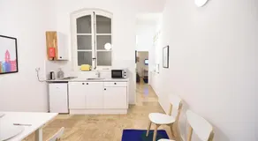Grand Harbour Apartments - Image 5