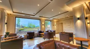 THE WALNUT CREEK - Image 4