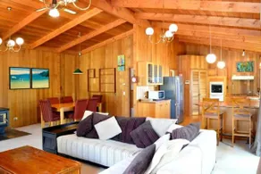 Lisieux - Country Style Family Retreat - Image 2