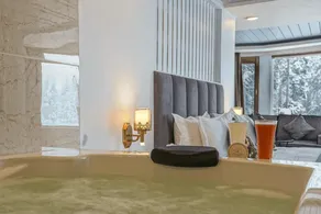 Hotel Hilltop - Image 3