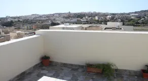 St Joseph Penthouse - Image 3