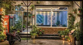 Lake side stays  - Image 3
