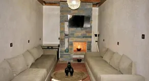 Refuge Comfort and Rustic Charm - Image 5