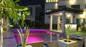 Eloisa Royal Suites - Image 4
