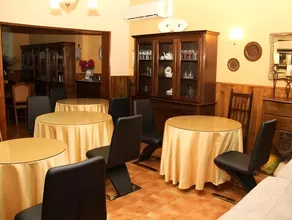 Ester Guest House - Image 4