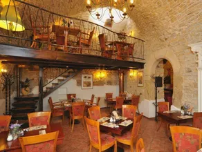 Hotel Metamorphis - Image 2