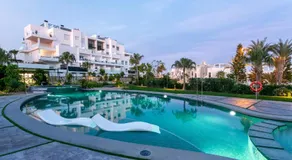 Nice 2 bedroom Bali Apartment with sea views - Image 3