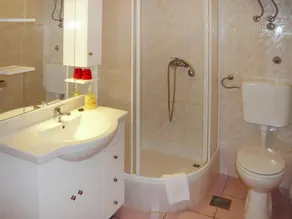 Person Apartment in Starigrad - Image 2