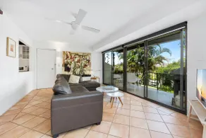 16KAT Holiday Noosa Style, Great location, Pet Friendly - Image 2