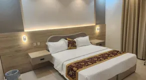 Jasmine Tower Apartments - Image 3