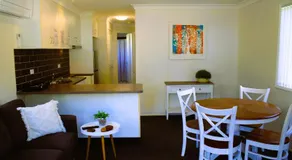 Browns Rocks Caravan Park - Image 5