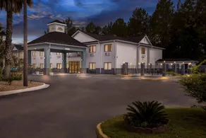 Econo Lodge Jesup - Image 2