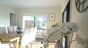 6 Bedrooms Contemporary Big House at Pakenhem - Image 4