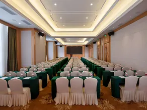 Vienna Hotel Shenzhen Henggang Metro Station - Image 4