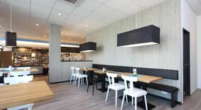 Economy-Hotel - Image 2