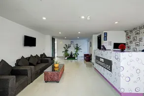 Super Townhouse Tipsyy Near Bestech Central Square Mall - Image 5