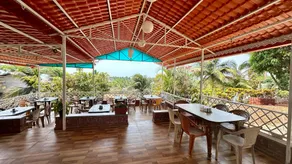 Sea Esta Resort & Cafe - Image 2