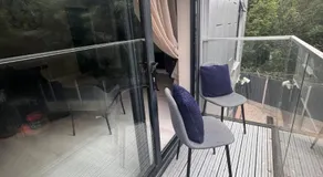 #24 Lux 2x Apartments- Sleeps 8 - Near StarCity - Perfect for Contractors and Families - Free Parking - Image 5