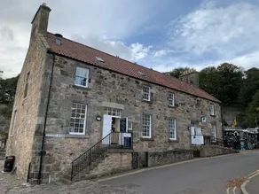 Superb One Bedroom Getaway in Dysart Kirkcaldy - Image 4
