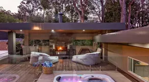 Sunrise Tranquillity Luxe Retreat with Heated Spa - Image 3