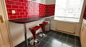 Mmc serviced accommodation 2 - Image 5