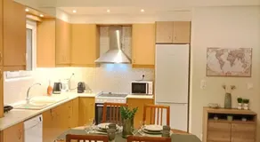 Seaview Apartment - Image 3