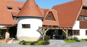 Kádárta Vendéglő Panzió - Image 3