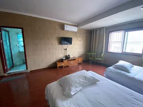 Meng's Hotel - Image 2