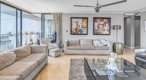 Luxury Penthouse In The Heart Of Sandton - Image 2