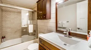 Northstar Village Condo Walk to Lifts 2 Full BA Excellent Location Hot-Tubs - Image 2