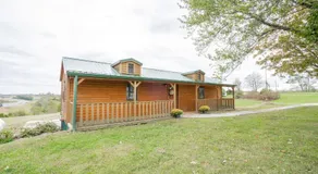 Open Concept Cabin for 2 - Near Ark Encounter! - Image 5
