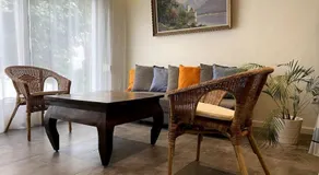 Bright airy family style 7 min walk to beach - Image 3