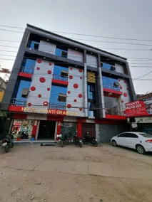 OYO Hotel Shanti Grand Inn - Image 5