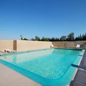 Economy Inn near Ontario Airport - Chino - Image 2