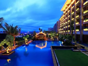 Four Season Ocean Courtyard Hotel - Image 2