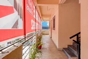 Hotel O Guest Inn - Image 3