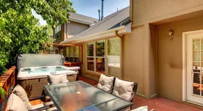 Terrific central location for ski resort access with private hot tub & fireplace - Image 5