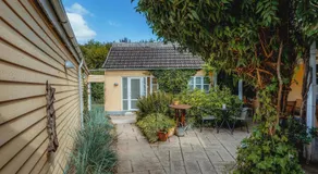 Strandidyl Bed and Breakfast - Image 4