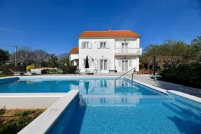 Villa Vito with pool - Image 2