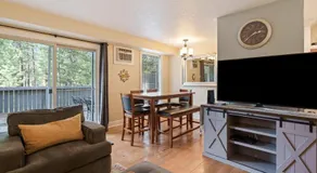 Dog-Friendly Condo Steps from the Village with Balcony WiFi & Gas Fireplace - Image 2