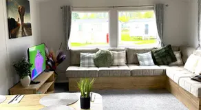 BAF Luxury Stays-Billing Aquadrome-Caravan Sleep 8 - Image 2