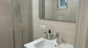 B&B Lata - Image 2