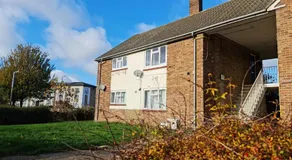 2 Bed Spacious Apartment, Sleeps 4, Free Wifi, Free Parking, Amenities Nearby, Good Transport Links Nearby, Contractors and Holidays - Image 4