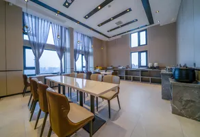 Borrman Hotel Zhangzhou Baolong Plaza - Image 5